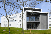 Immeuble de bureaux Sofaxis filiale Relyens