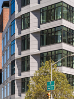 Boligbyggeri og butikslokale i New York: The Riverview Boutique